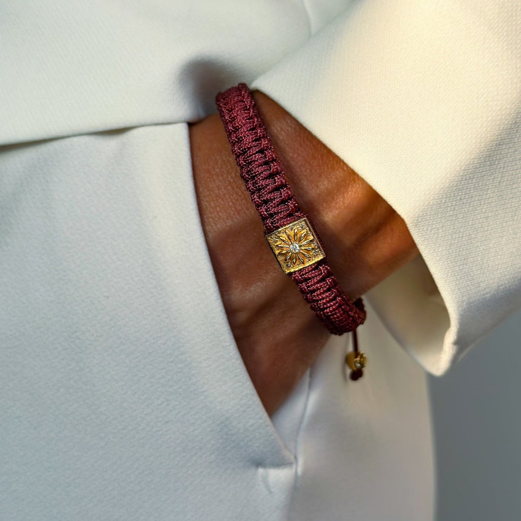 burgundy braided bracelet in gold 